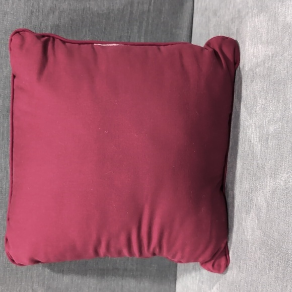 Winter Needle point Birds snowy tree Super thick pillow cardinal - Picture 3 of 3